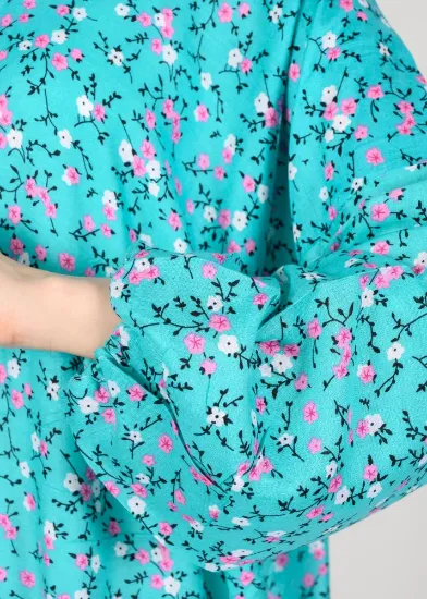 صورة شرشف صلاة نسائي مع طرحة